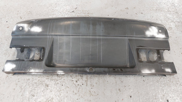 SECOND HAND REAR OUTER VALANCE WITH HOLES XKC1814