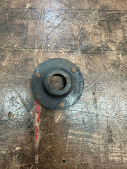 TRIUMPH TR5 TR6 ORIGINAL CIRCULAR RETAINER, CUBBY BOX LAMP 623920 (P6)