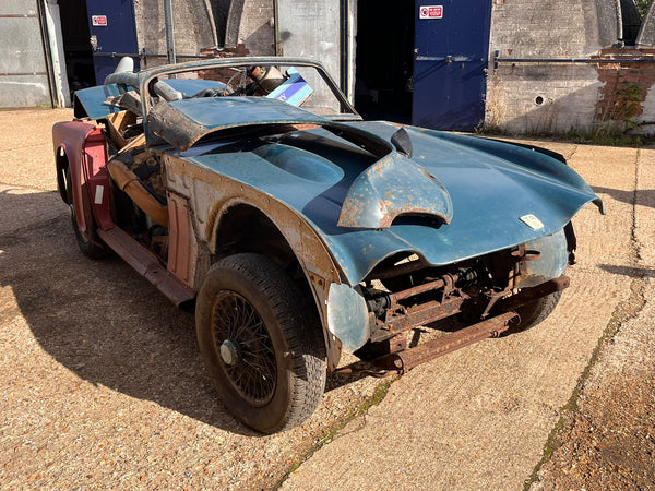 TRIUMPH TR5 1969 PROJECT FOR FULL RESTORATION
