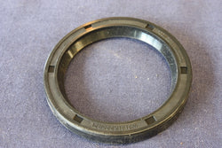TR4A-6 DIFF 1/4 SHAFT OIL SEAL