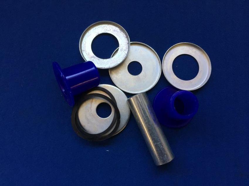 REAR TRUNNION BUSH KIT FOR SPITFIRE, GT6 HERALD & VITESSE. TRGB