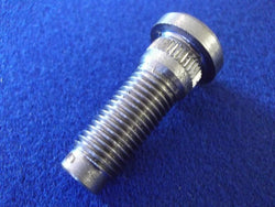 FRONT WHEEL STUD TR2-6