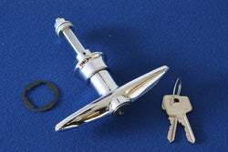 T HANDLE FOR BOOT LID WITH BARREL AND KEYS
