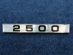 TR5 REAR WING BADGE 2500