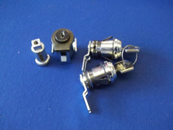 TR6 LOCKSET (NON STEERING LOCK CARS) CHROME